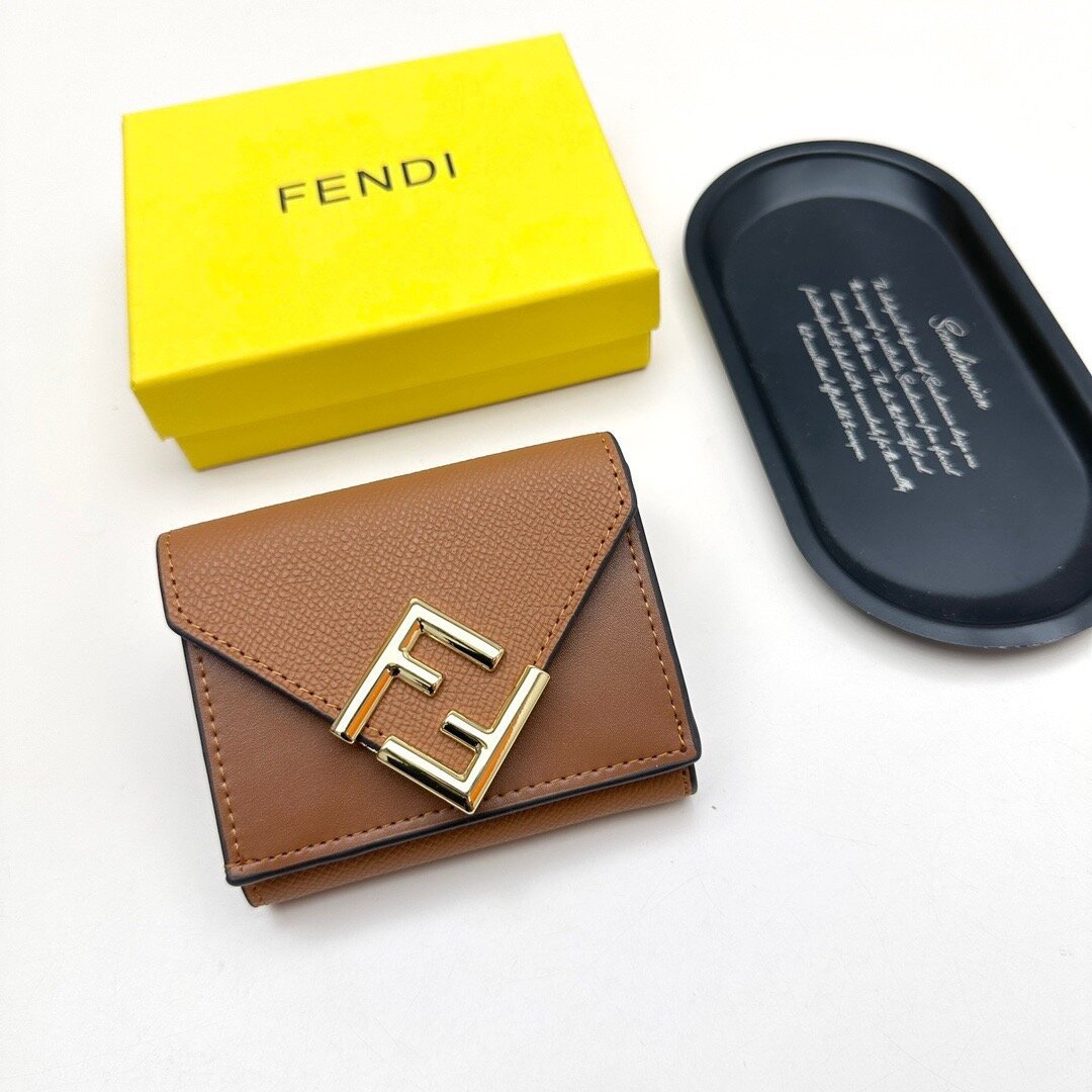 FENDI 8352 11 9 3 4